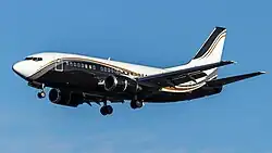 Boeing 737-500 LY-KLJ