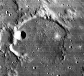 Снимок зонда Lunar Orbiter – IV.