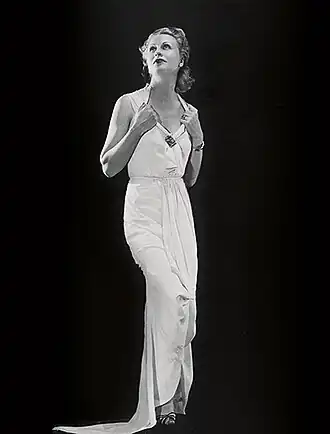 Леди Абди в 1934 году. Фото Пола Танкерея[англ.]