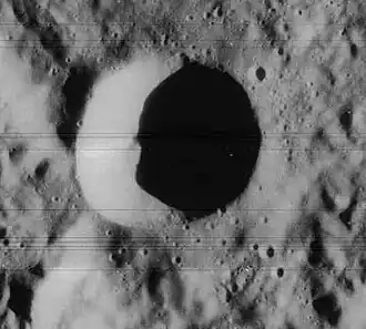 Снимок зонда Lunar Orbiter - IV.