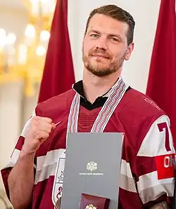 Микс Индрашис, 2023