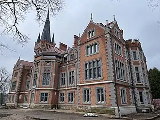 Дворец во время реставрации, март 2022 года