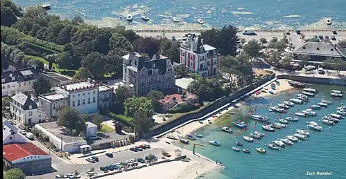 Виллы Керневеля