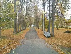 Левашовский бульвар осенью. Вид на набережную
Объект культурного наследия России местного значениярег. № 101430111120004 (ЕГРОКН)объект № 1030027000 (БД Викигида)