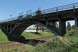 Мост через железную дорогу по улице Связи