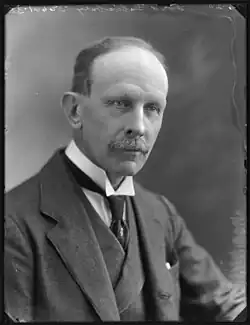 Джеймс Эдвард Хьюберт Гаскойн-Сесил, 4-й маркиз Солсбери