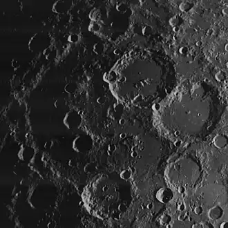 Снимок зонда Lunar Orbiter - IV.