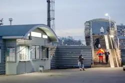 Восточная билетная касса и путепровод