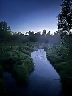 Вид с реки Лусянка на деревню Воронцово (деревня, Можайский городской округ)
