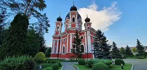 Курковский монастырь в Оргеевском районе