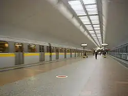 Зал станции