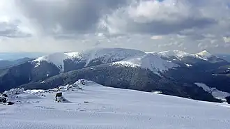 Вид на гору Молода с вершины Грофы