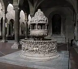 Фонте (купель) с рельефами «История Моисея». Ок. 1150