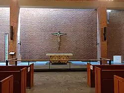 Вид на алтарь