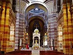 Интерьер собора