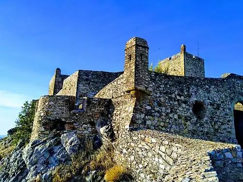 Бастионы крепости