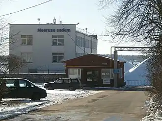 Контора и главные ворота порта Меэрузе