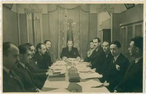 Заседание Турецкой языковой ассоциации во дворце Долмабахче, 1933 г.