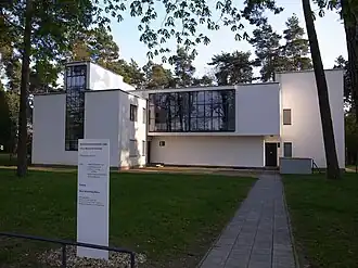 Дом мастеров Мухе и ШлеммераБаухаус, Дессау