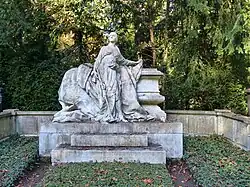 Могила Эмиля и Лауры Олберманнов. Ок. 1897. Мелатенское кладбище, Кёльн