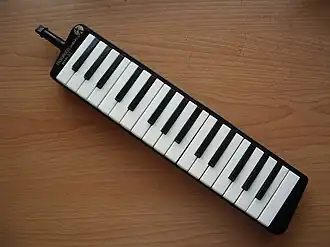 Мелодика с 32 клавишами