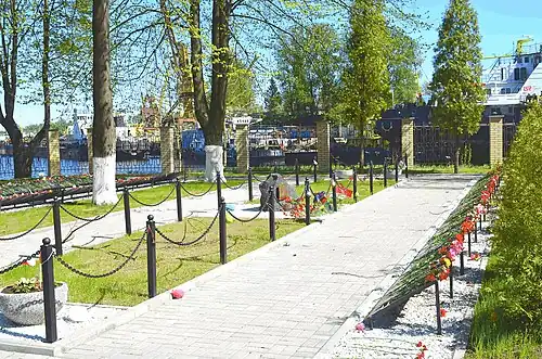 Братское кладбище