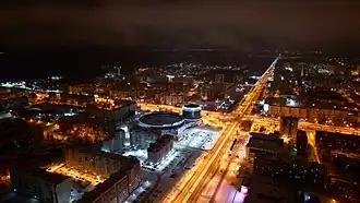 Перекрёсток Комсомольского проспекта и проспекта Менделеева