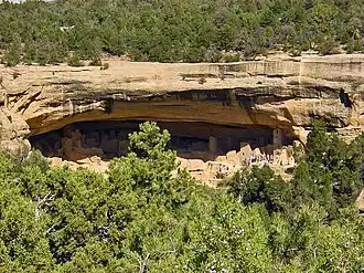 Панорама поселения с противоположного склона каньона