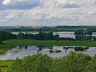 Вид на озеро с колокольни Юрьева монастыря