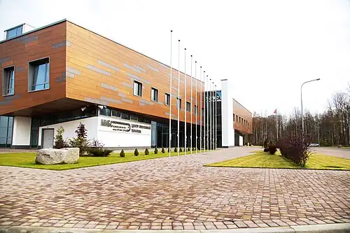 Здание Центра протонной терапии МИБС в Санкт-Петербурге