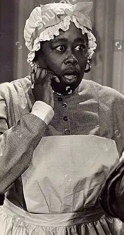 Говер в роли Элли, служанки Мэри, в фильме «Чёрная команда» (1940)