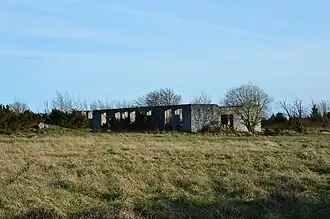 Руины военных зданий