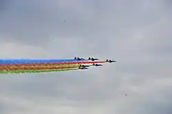 Звено Су-25 ВВС Азербайджана во главе с генерал-майором Намигом Исламзаде создают в небе над Баку изображение государственного флага Азербайджанской Республики во время Парада Победы 10 декабря 2020 года