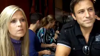 Ривз (слева) в 2010 году