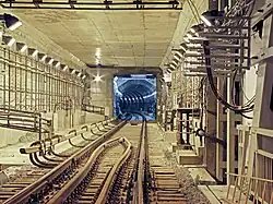 Портал тоннеля у Митинского метромоста