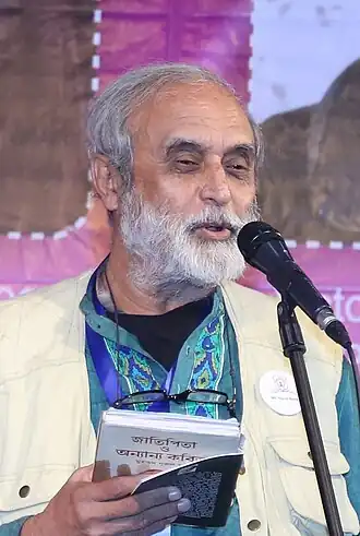 Мохаммад Нурул Худа на Международном саммите поэтов в Дакке. 3.2.2017