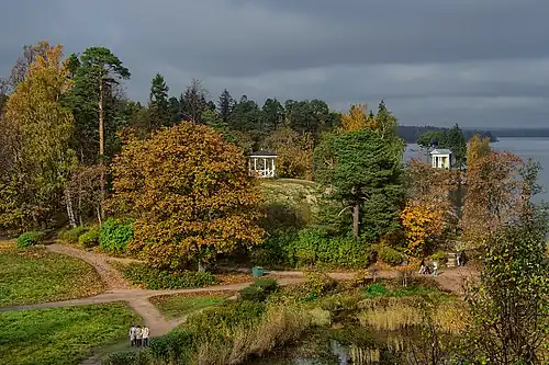Монрепо осенью