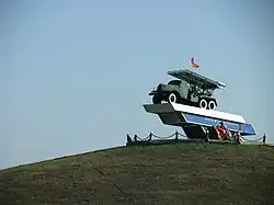 Монумент на трассе рядом с Брюховецкой