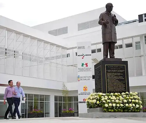 Монумент Доктору Мануэлю Веласко