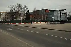 Бывший кинотеатр «Таджикистан», позже театр «Сатирикон». Большая часть здания снесена в ходе начатой в 2017 году «реконструкции»