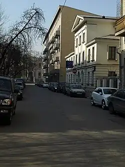 Спиридоньевский переулок, вид в сторону Спиридоновки.