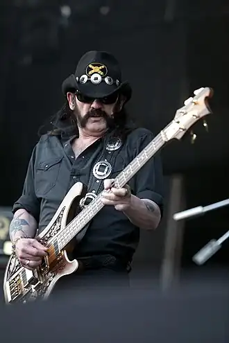 Лемми из байкер-метал-группы Motörhead