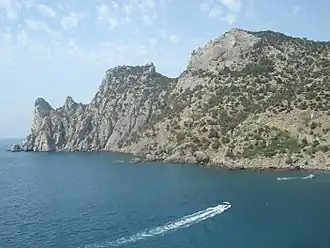 Вид на мыс Чикен с востока.