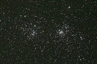 Звёздные скопления NGC869 (справа) и NGC884 (известны также как h и χ Персея)