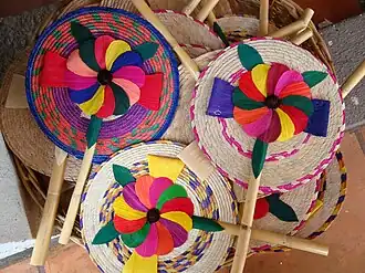 Плетёные гиацинтовые опахало