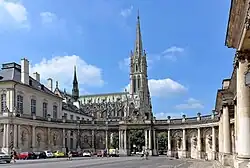 Колоннада Плас-де-ла-Карьер