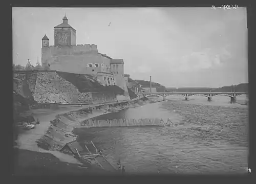 Нарвский замок