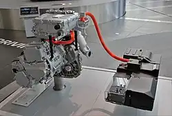 Двигатель и батарея