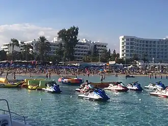 Пляж Нисси, октябрь 2017