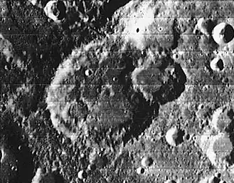 Снимок зонда Lunar Orbiter IV.